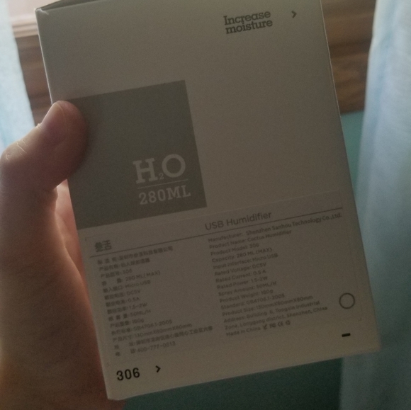 Cactus USB Humidifier - Picture 2 of 3